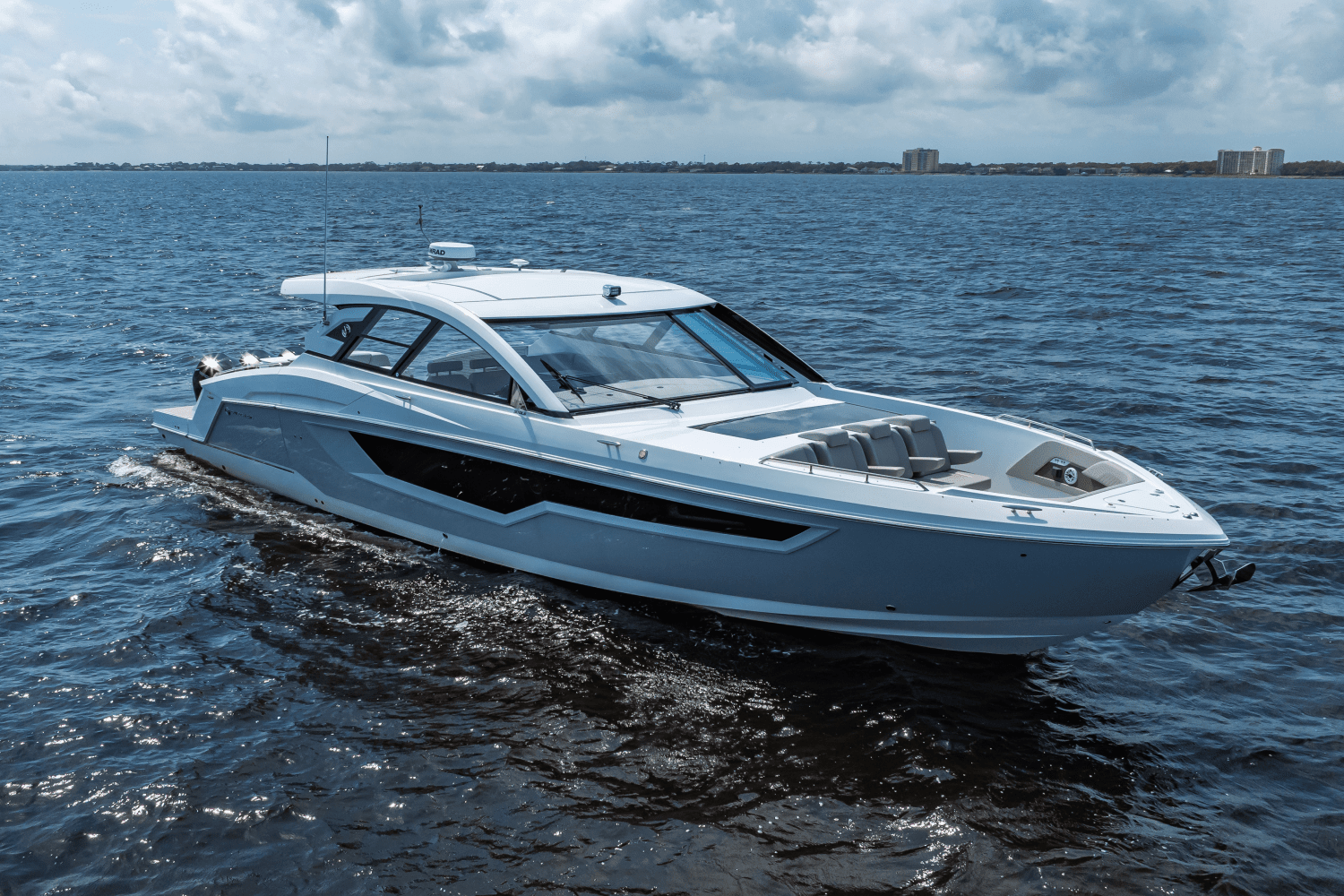 2025 Cruisers Yachts 50 GLS Outboard Image Thumbnail #1