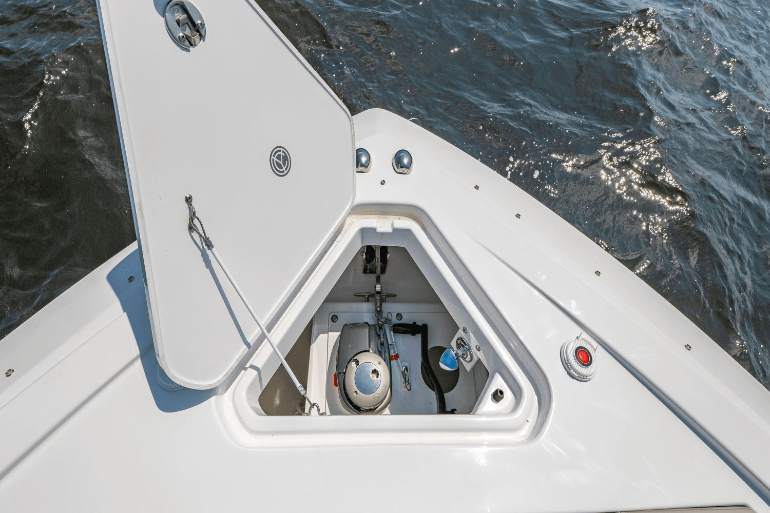 2025 Cruisers Yachts 50 GLS Outboard Image Thumbnail #60