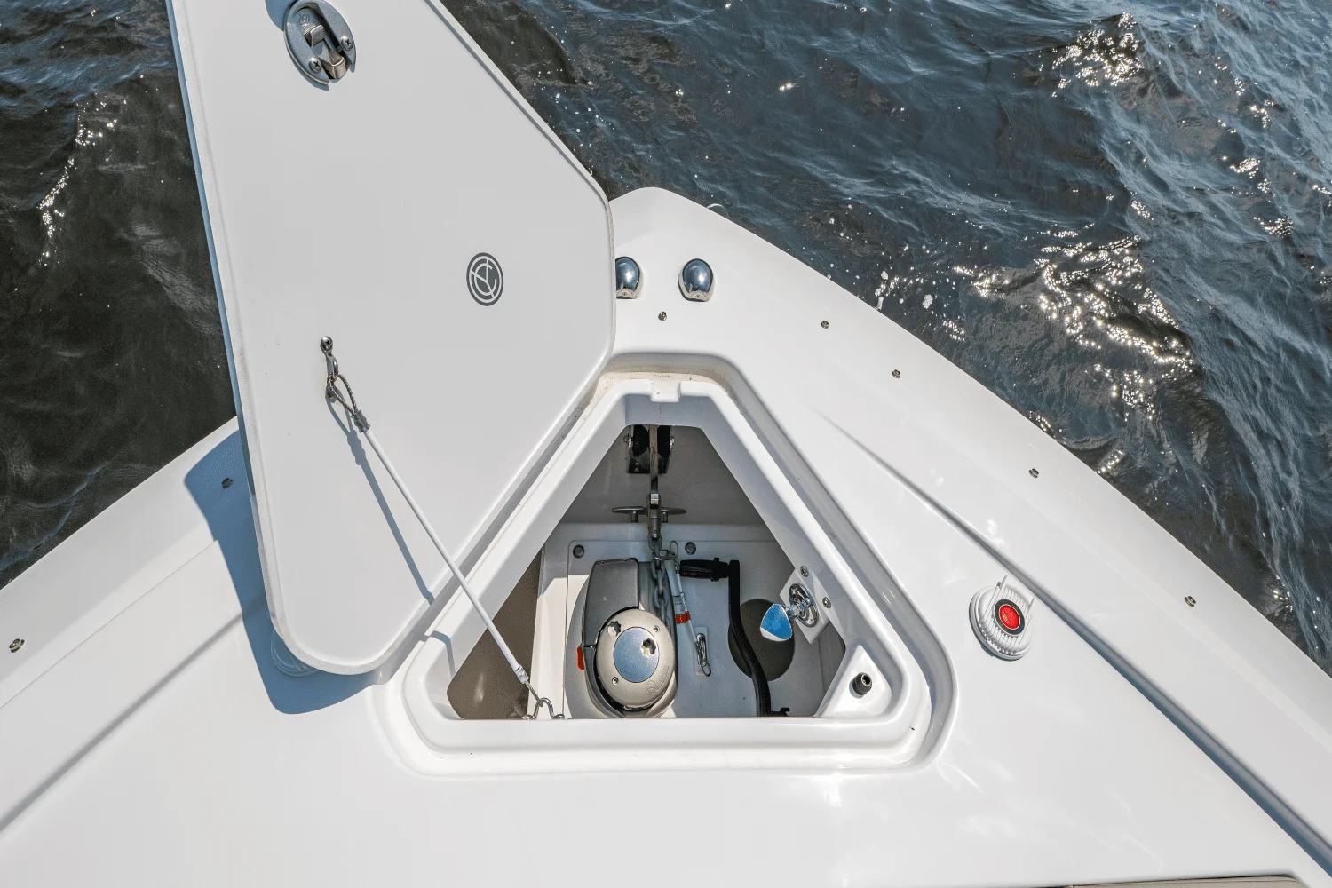 2025 Cruisers Yachts 50 GLS Outboard Image Thumbnail #60