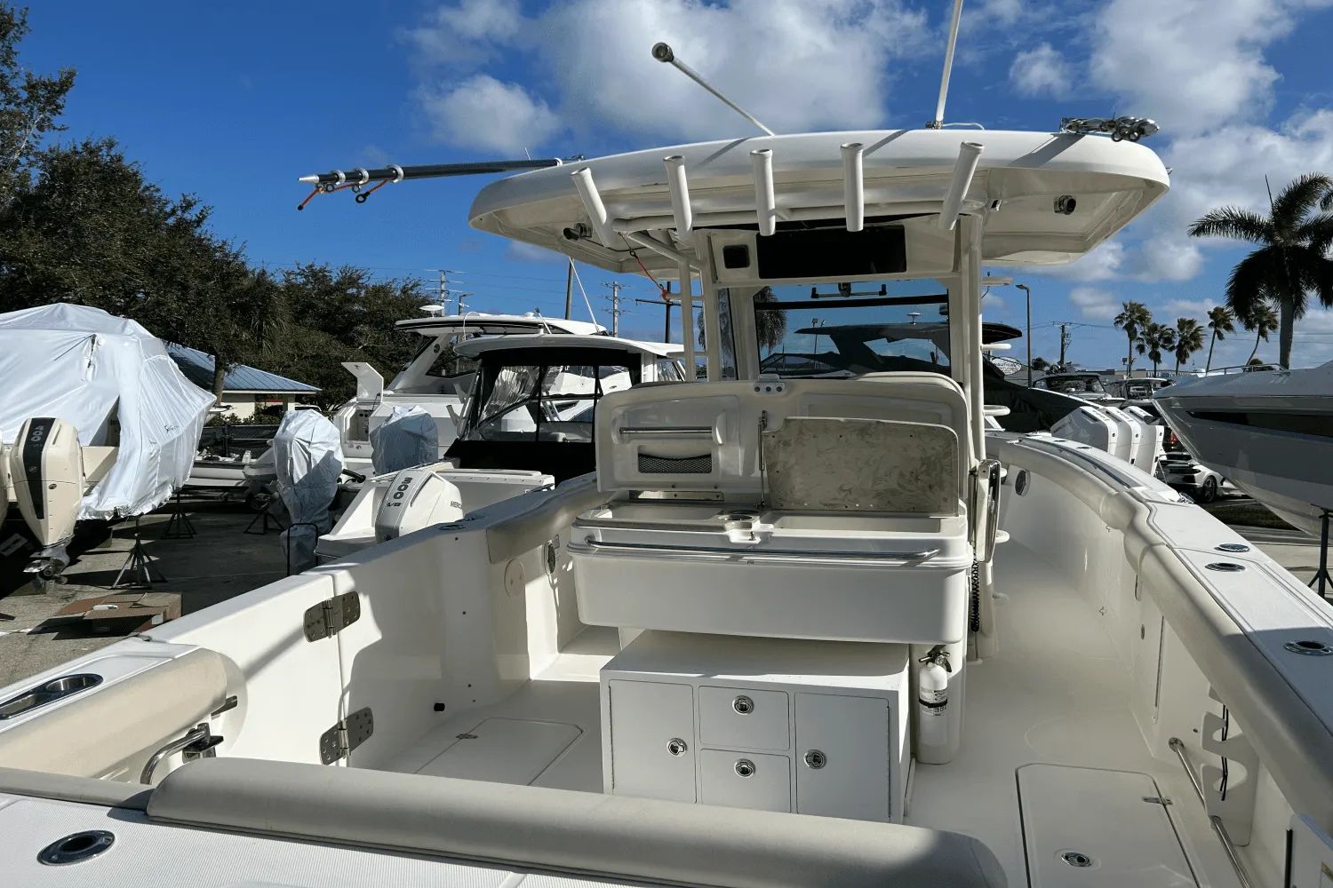 2018 Boston Whaler 330 OUTRAGE Image Thumbnail #5