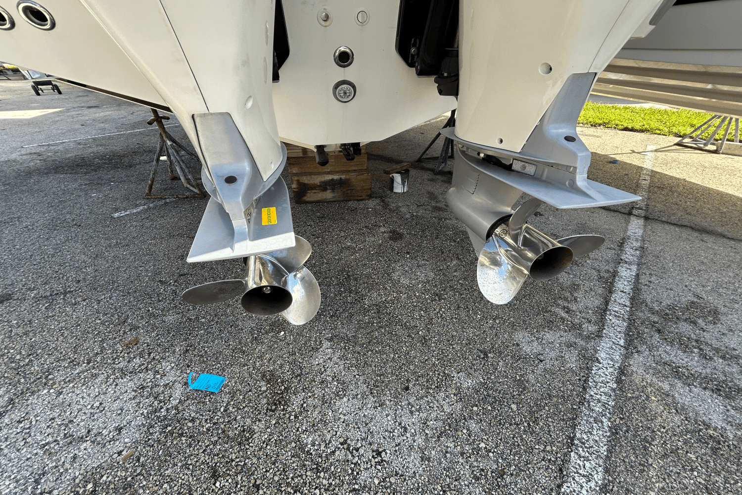 2018 Boston Whaler 330 OUTRAGE Image Thumbnail #2