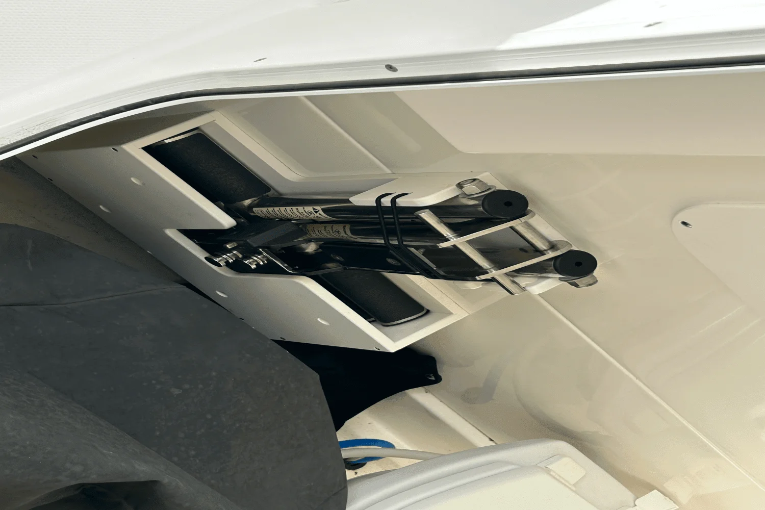 2018 Boston Whaler 330 OUTRAGE Image Thumbnail #33