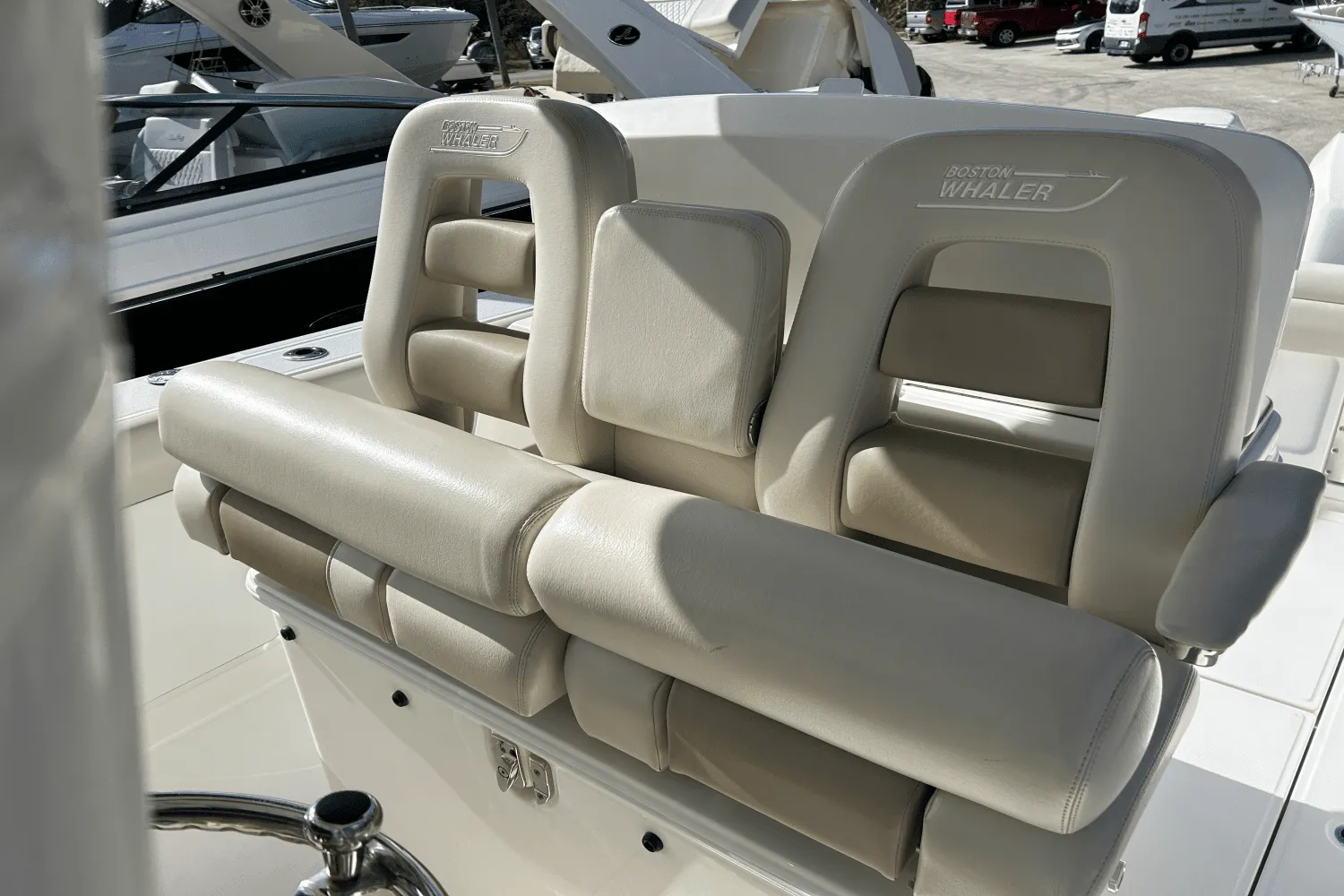 2018 Boston Whaler 330 OUTRAGE Image Thumbnail #14