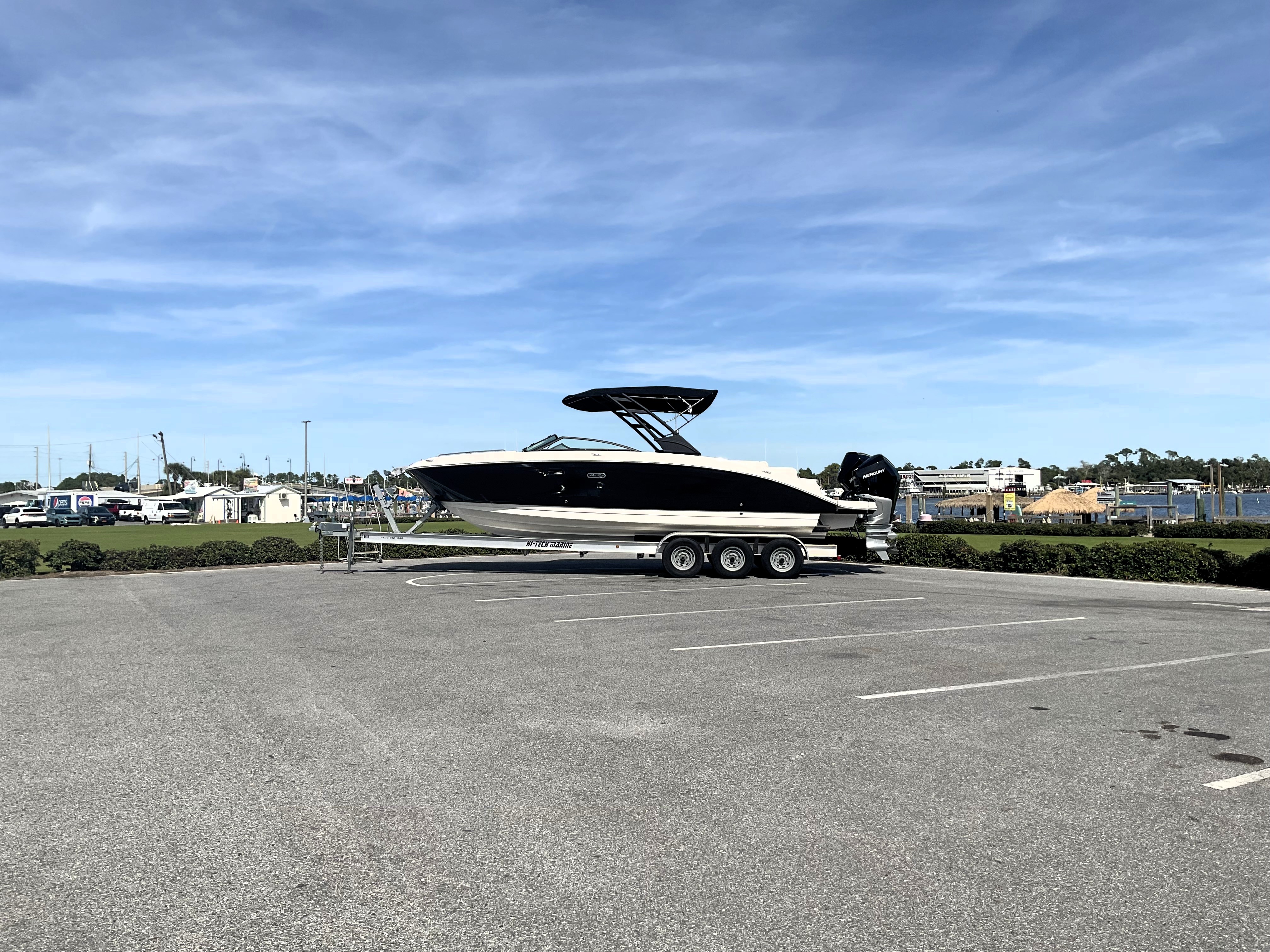 2025 Sea Ray SDX 290 Outboard Image Thumbnail #1