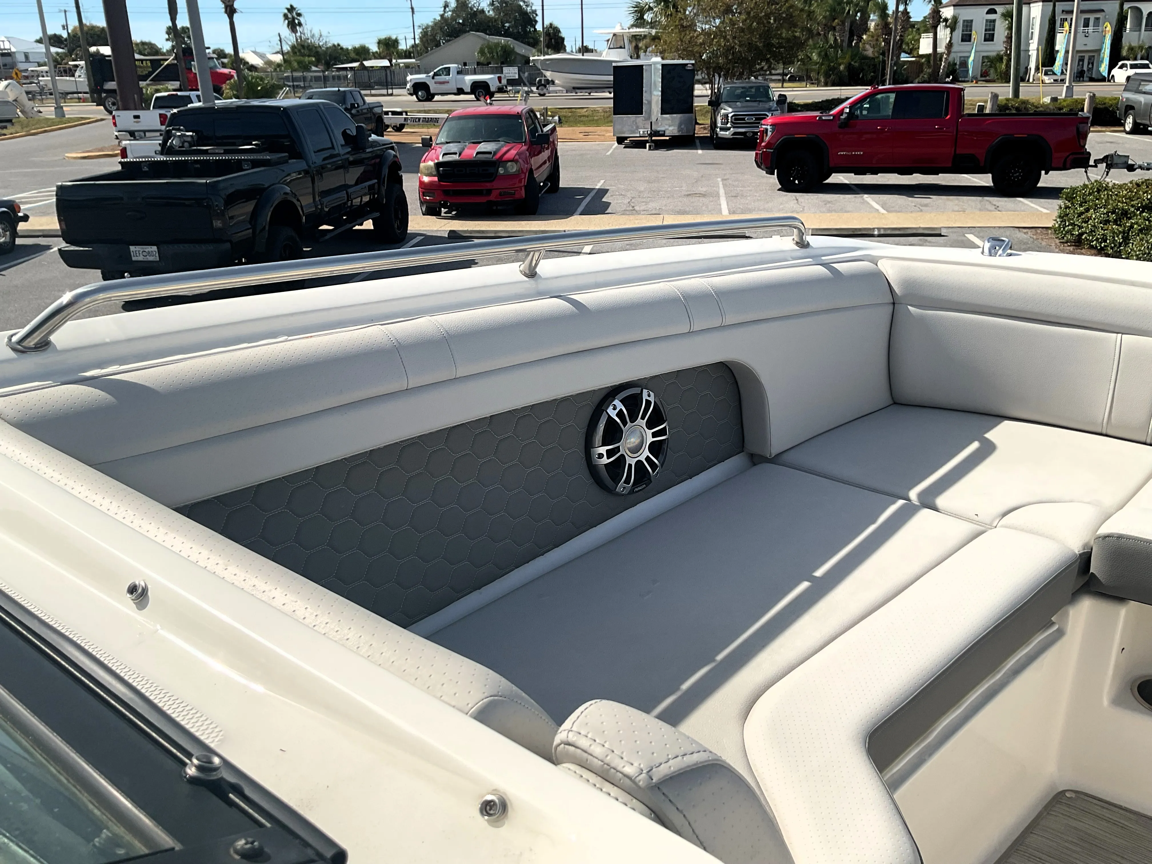 2025 Sea Ray SDX 290 Outboard Image Thumbnail #34