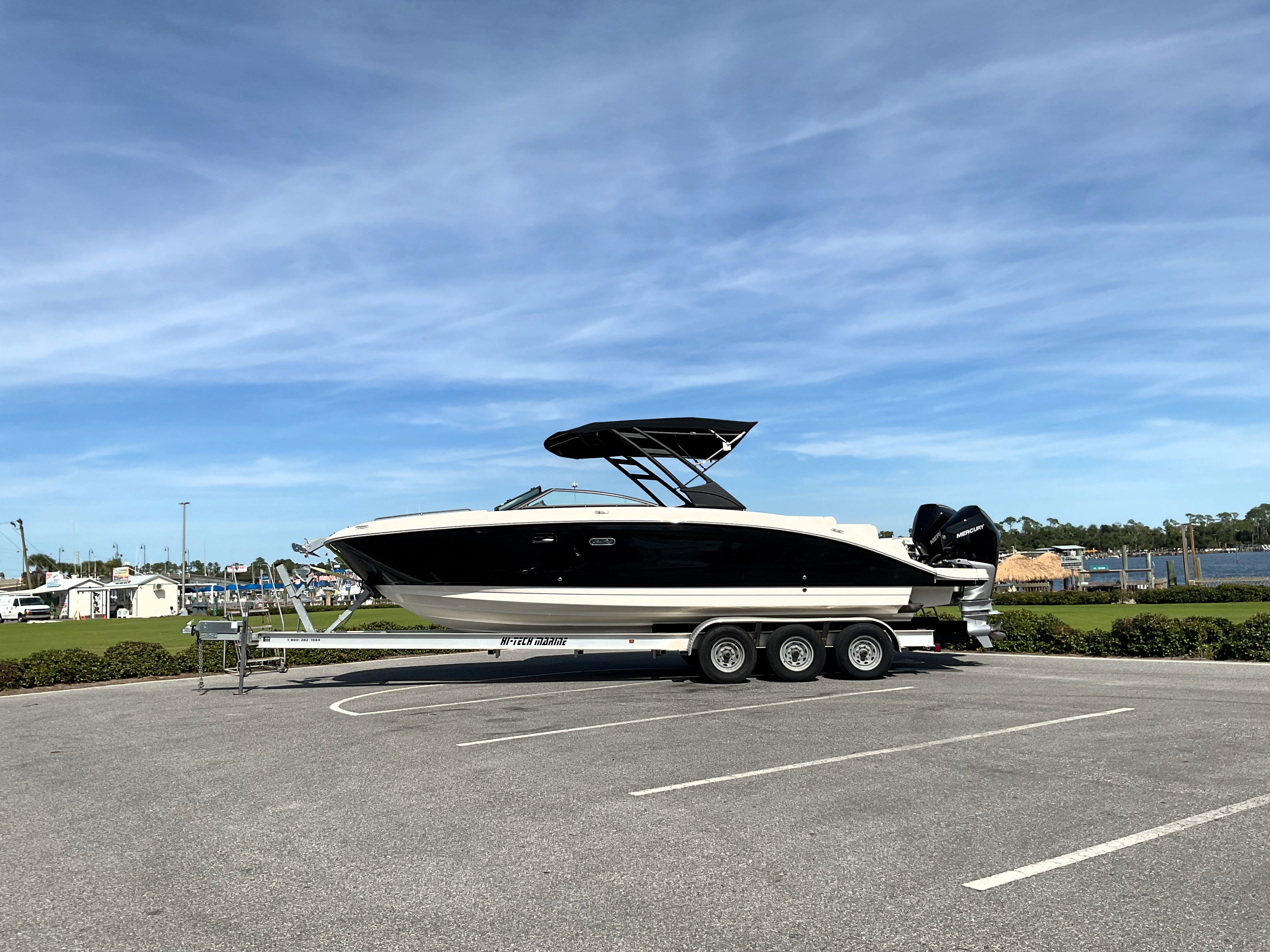 2025 Sea Ray SDX 290 Outboard Image Thumbnail #47