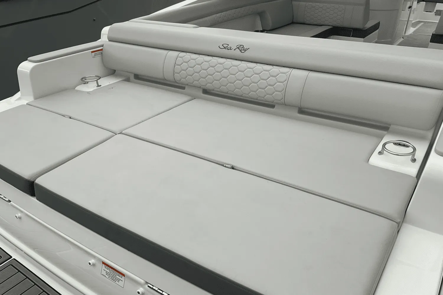2025 Sea Ray SDX 290 Outboard Image Thumbnail #6