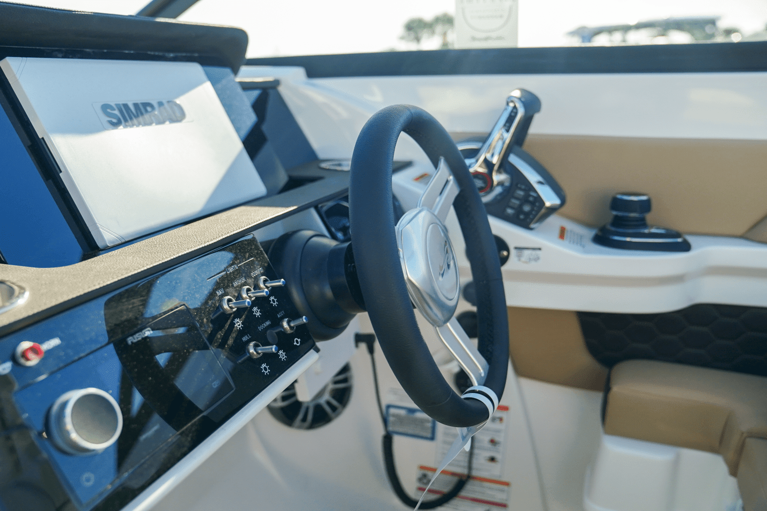 2025 Sea Ray SDX 290 Outboard Image Thumbnail #46