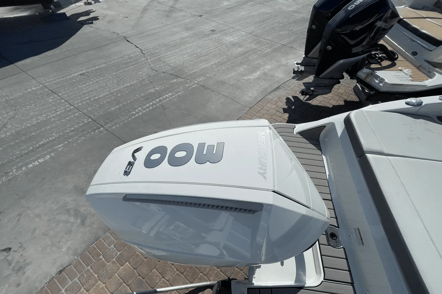 2025 Sea Ray SDX 250 Outboard Image Thumbnail #15