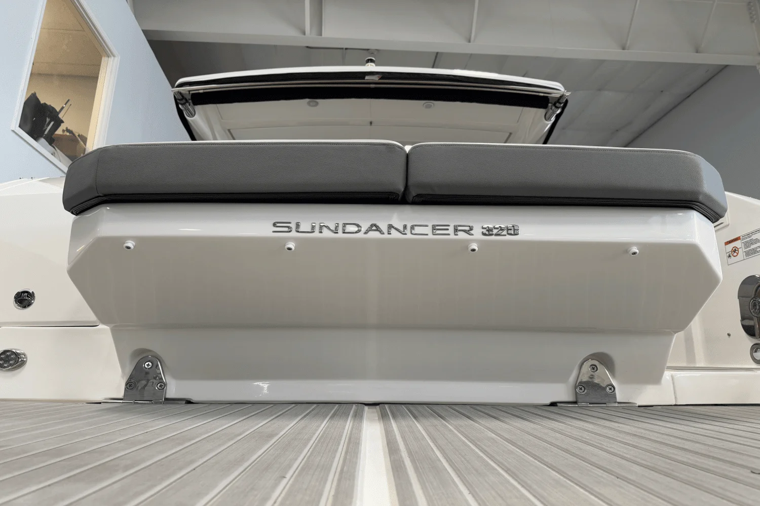2025 Sea Ray Sundancer 320 Image Thumbnail #6