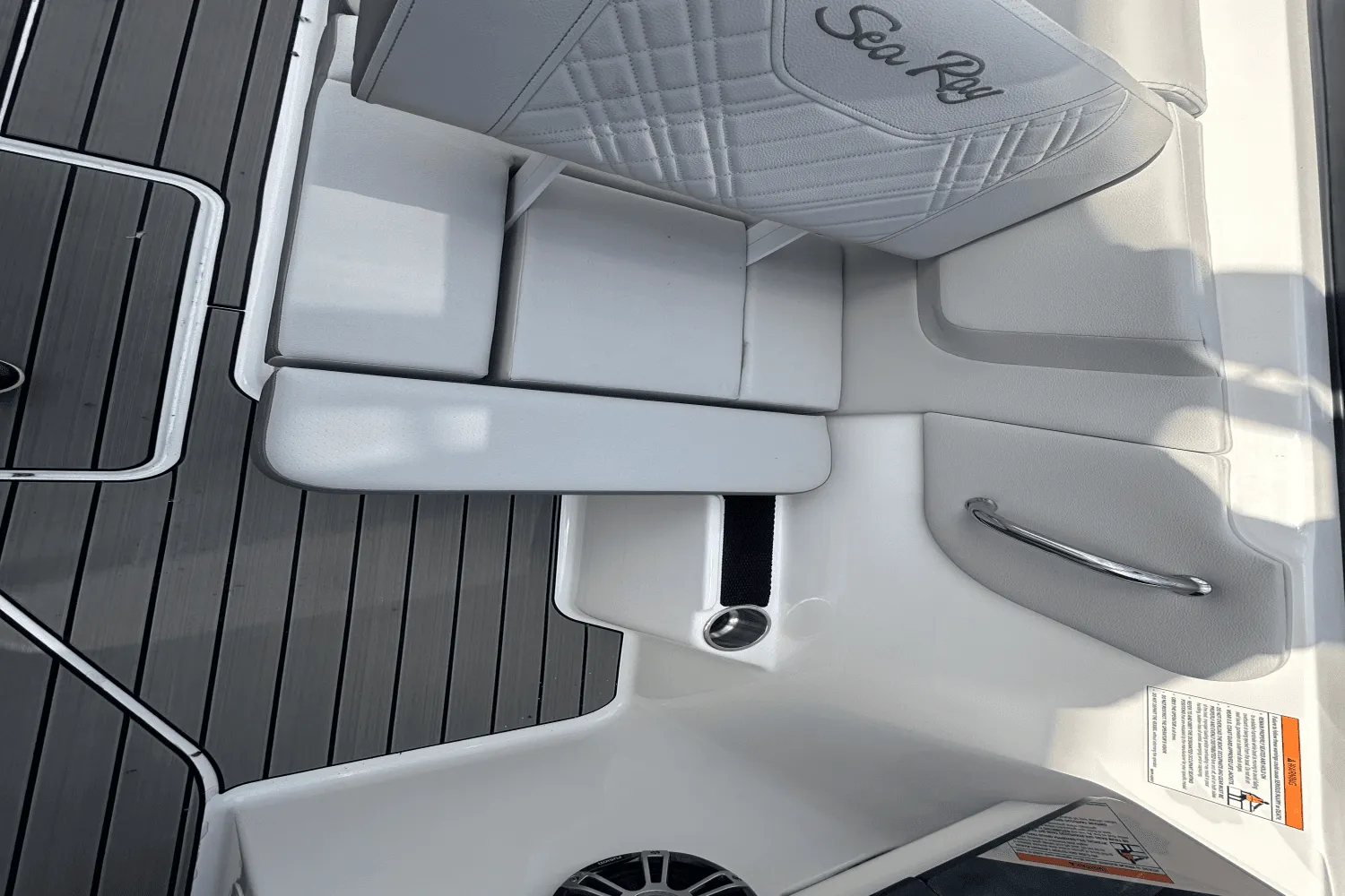 2025 Sea Ray SDX 270 Surf Image Thumbnail #38