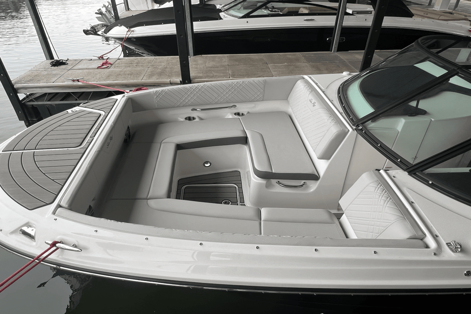 2025 Sea Ray SDX 270 Surf Image Thumbnail #4
