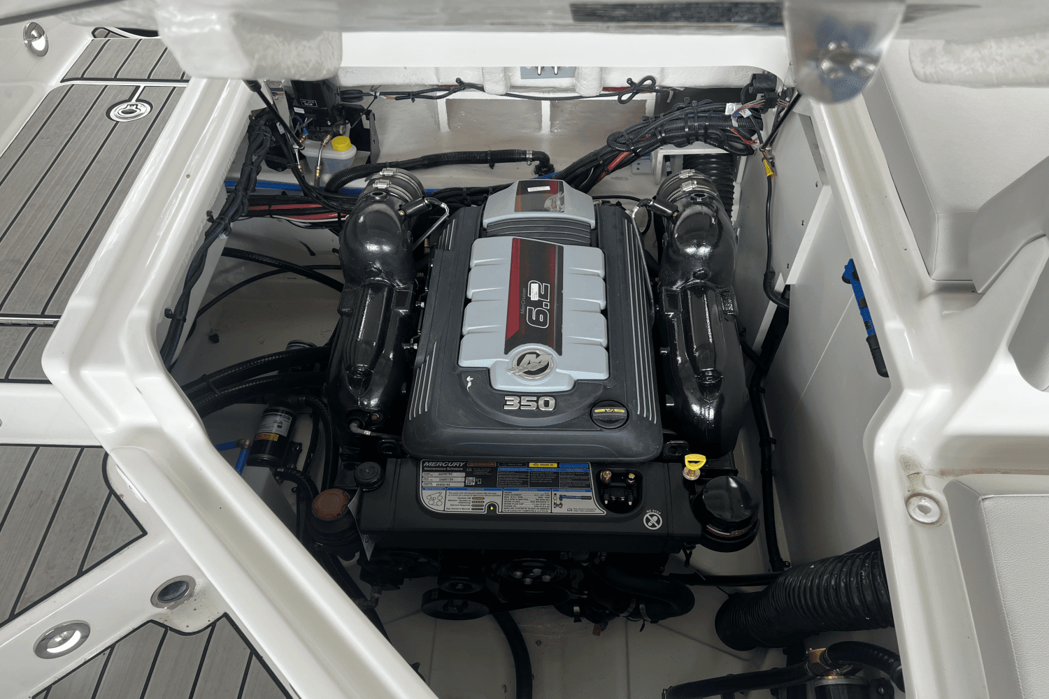 2025 Sea Ray SDX 270 Surf Image Thumbnail #19