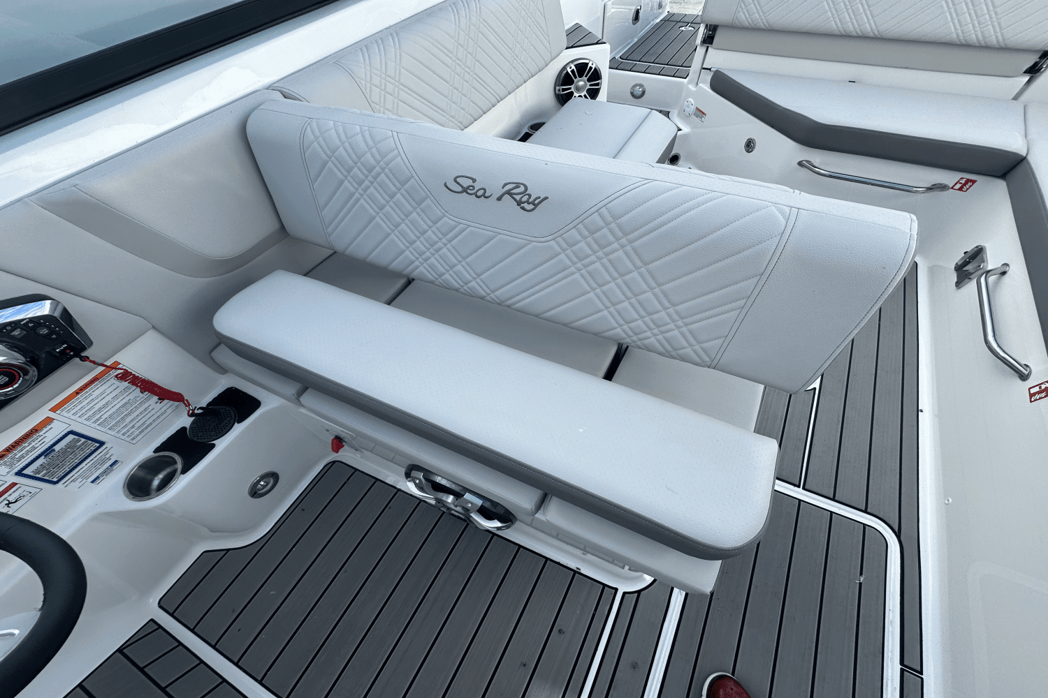 2025 Sea Ray SDX 270 Surf Image Thumbnail #36