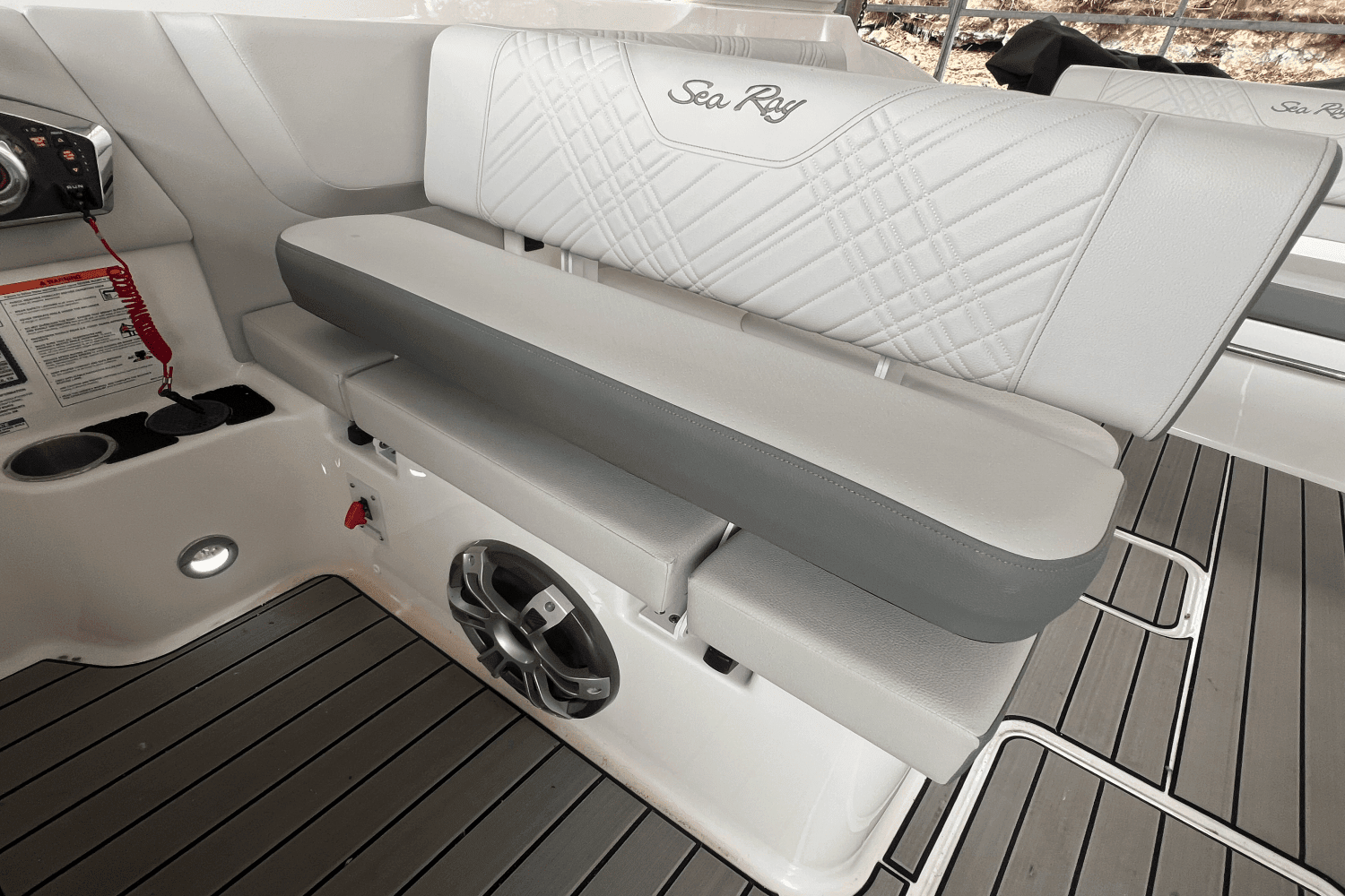 2025 Sea Ray SDX 270 Surf Image Thumbnail #21