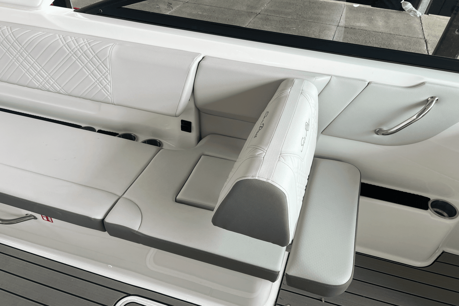 2025 Sea Ray SDX 270 Surf Image Thumbnail #15