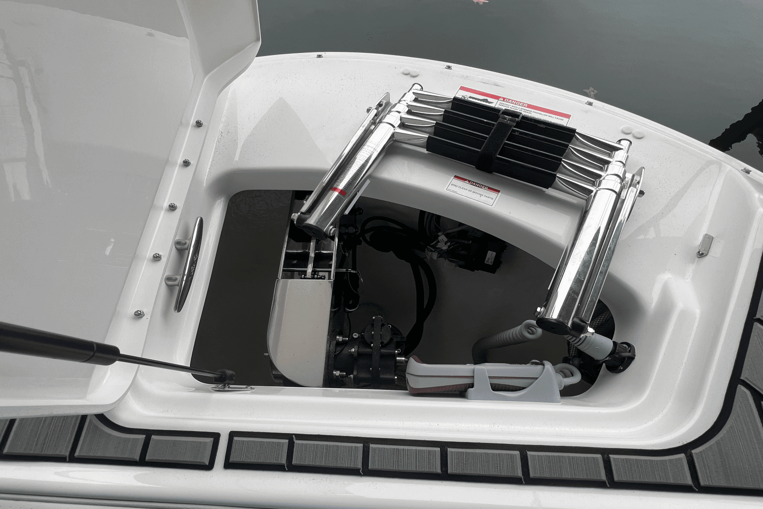 2025 Sea Ray SDX 270 Surf Image Thumbnail #28