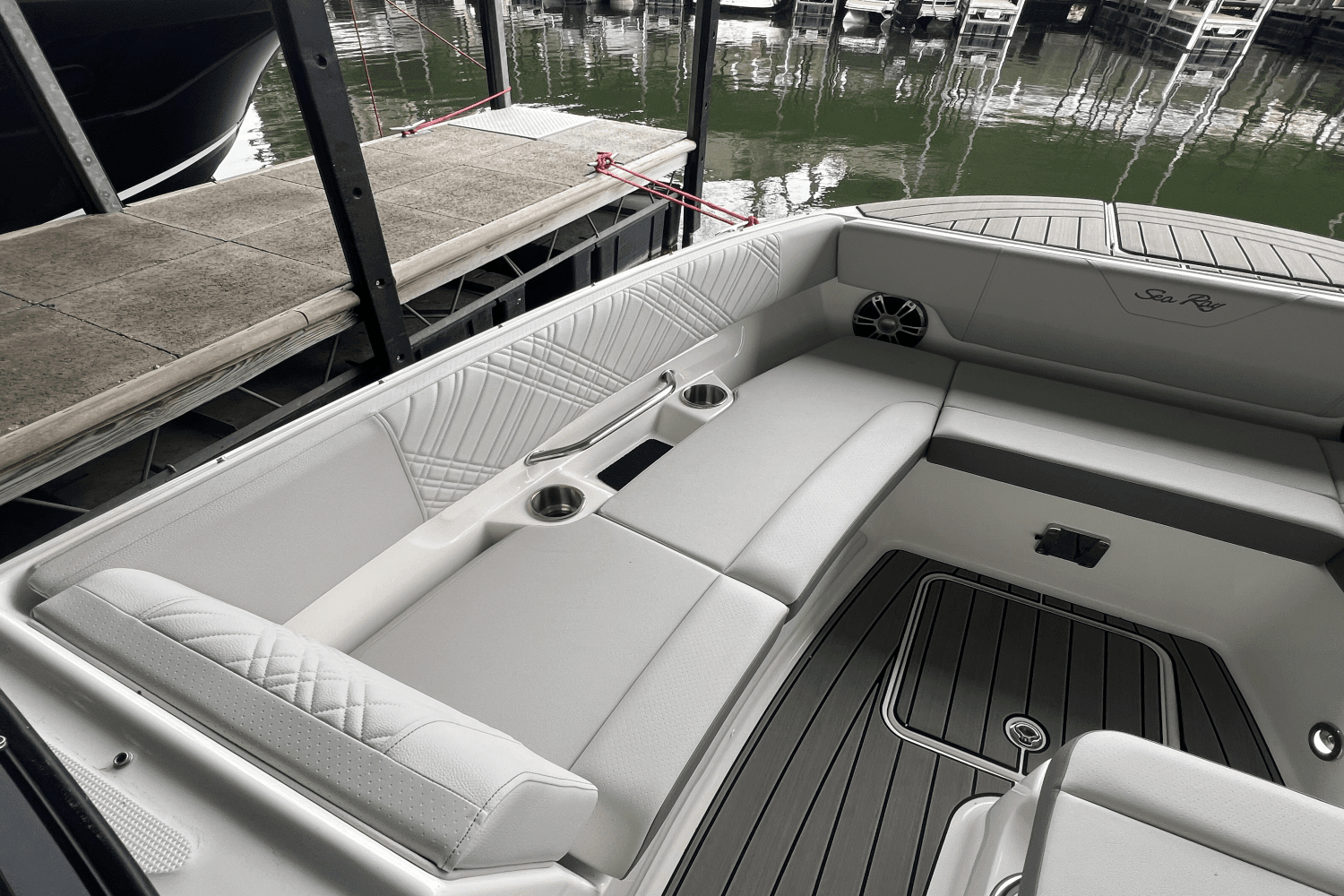 2025 Sea Ray SDX 270 Surf Image Thumbnail #21
