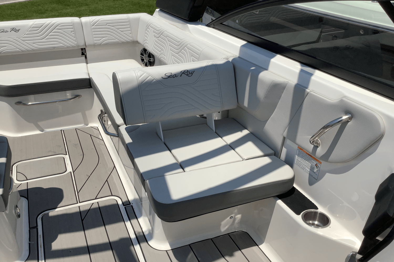 2025 Sea Ray SDX 250 Surf Image Thumbnail #23