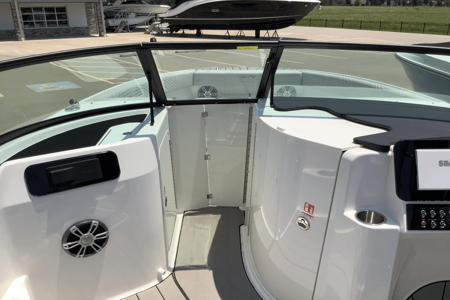 2025 Sea Ray SDX 250 Surf Image Thumbnail #29