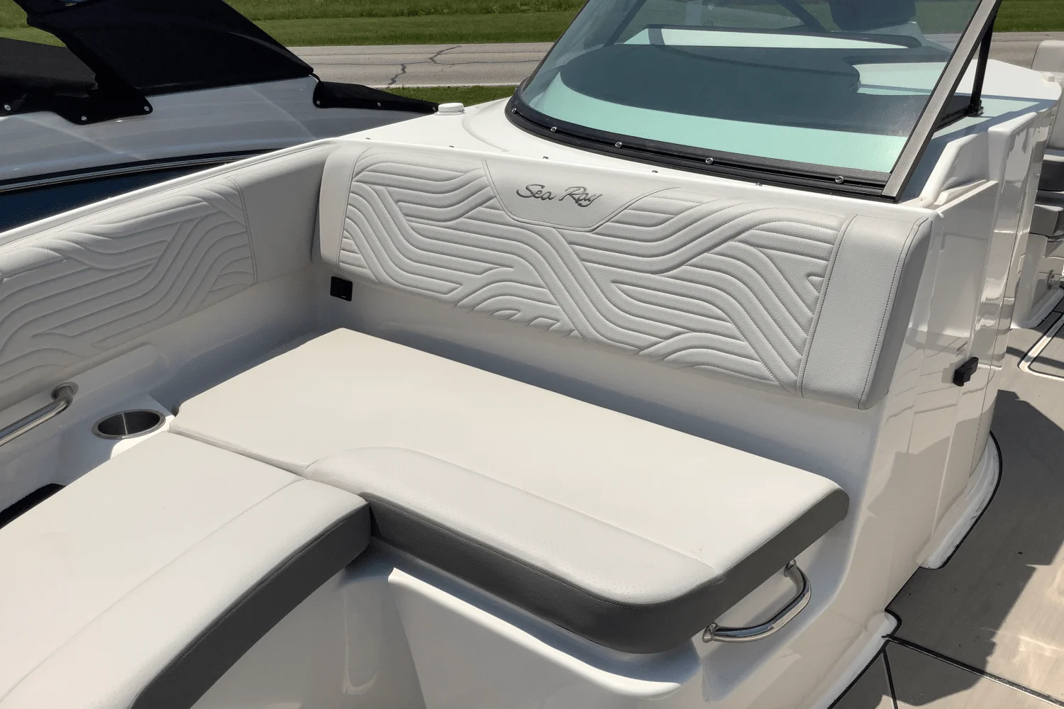 2025 Sea Ray SDX 250 Surf Image Thumbnail #33