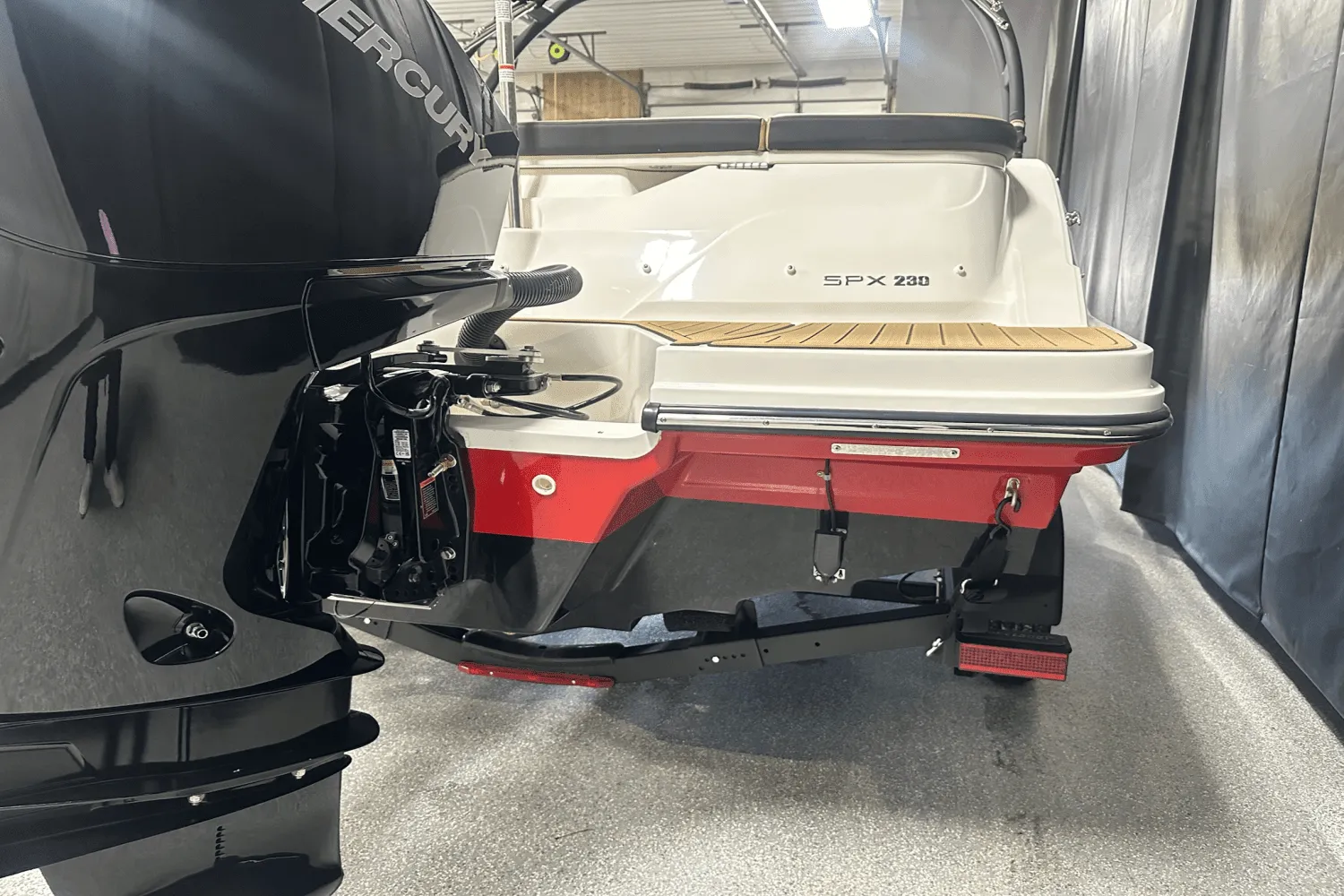 2025 Sea Ray SPX 230 Outboard Image Thumbnail #12