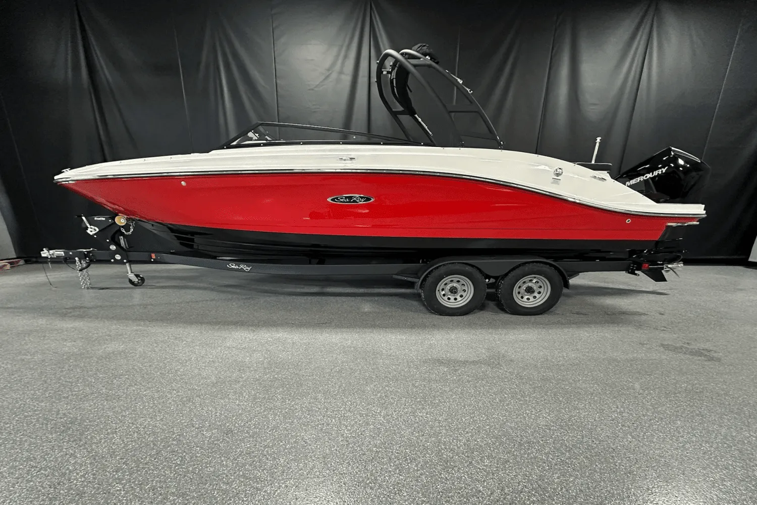 2025 Sea Ray SPX 230 Outboard Image Thumbnail #0