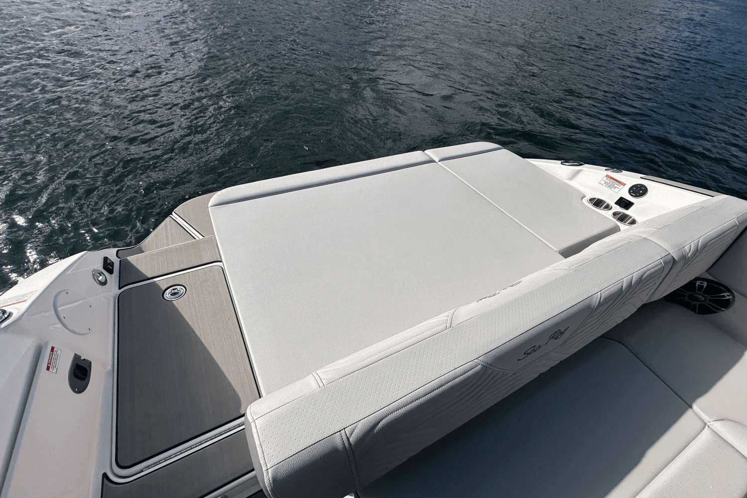 2025 Sea Ray SDX 250 Surf Image Thumbnail #22