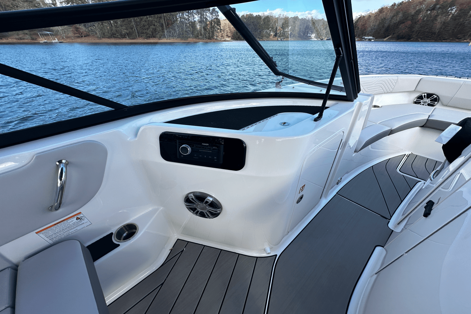 2025 Sea Ray SDX 250 Surf Image Thumbnail #16