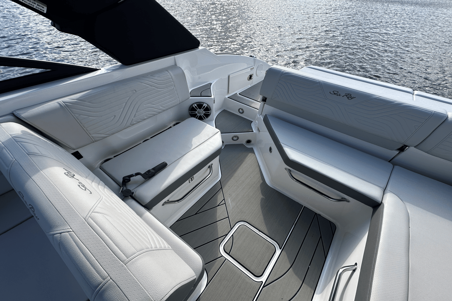 2025 Sea Ray SDX 250 Surf Image Thumbnail #20