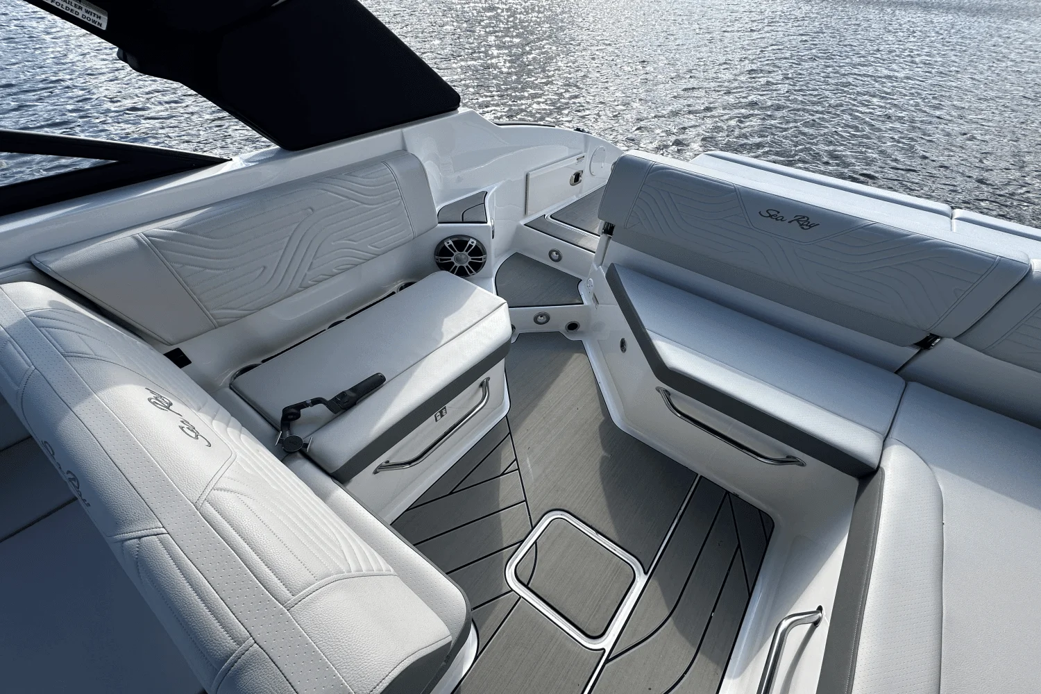 2025 Sea Ray SDX 250 Surf Image Thumbnail #20