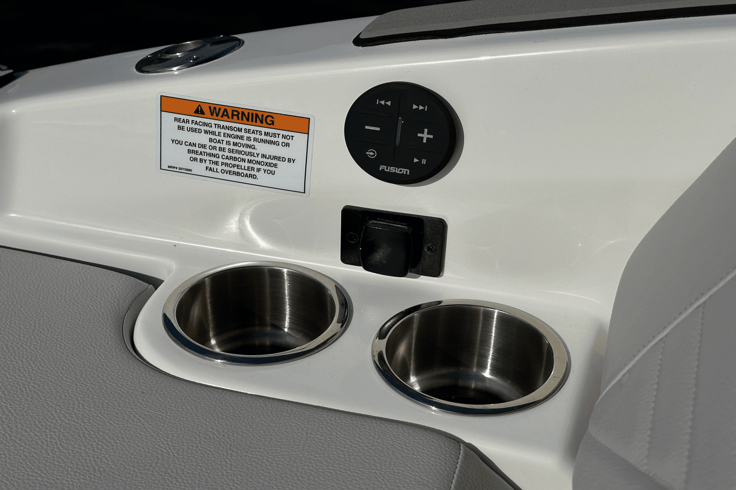 2025 Sea Ray SDX 250 Surf Image Thumbnail #24