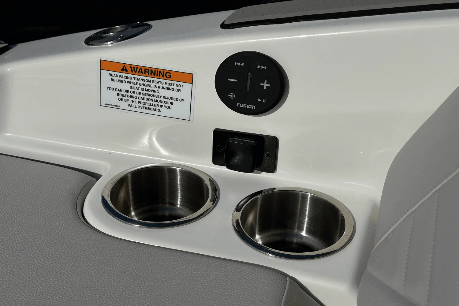 2025 Sea Ray SDX 250 Surf Image Thumbnail #24