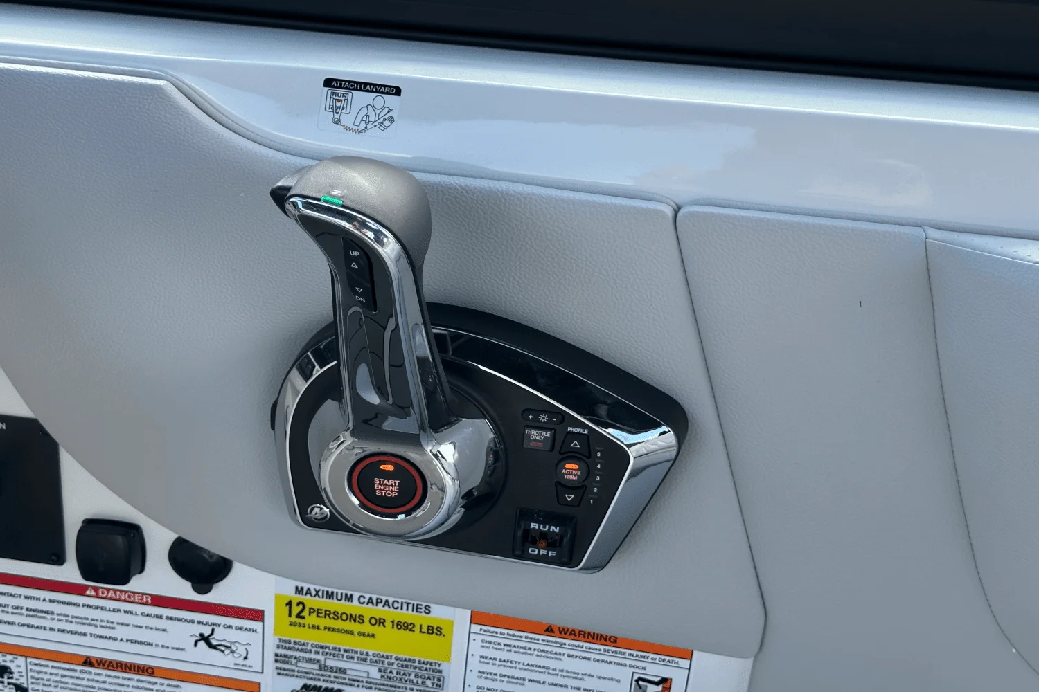 2025 Sea Ray SDX 250 Surf Image Thumbnail #13