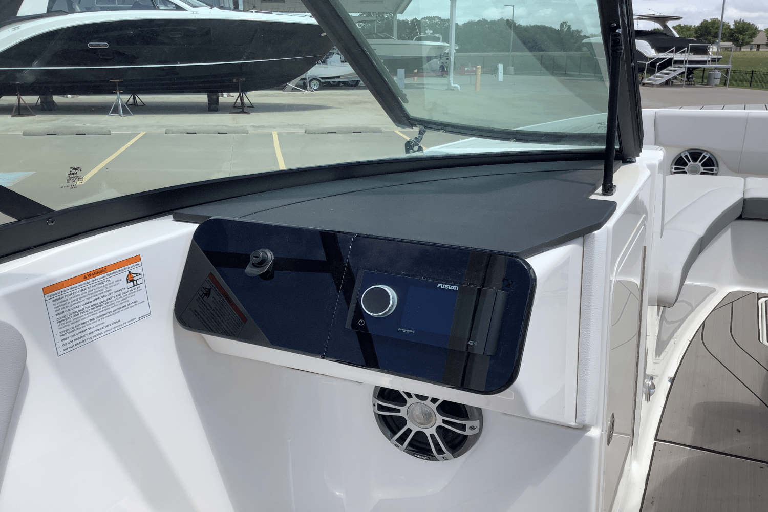 2025 Sea Ray SDX 270 Surf Image Thumbnail #20
