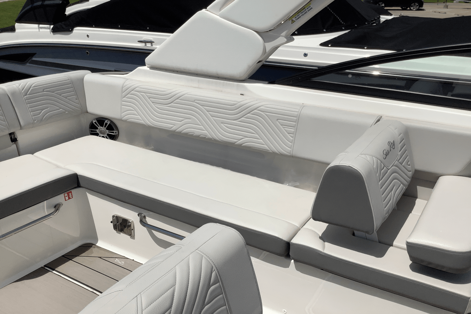 2025 Sea Ray SDX 270 Surf Image Thumbnail #12