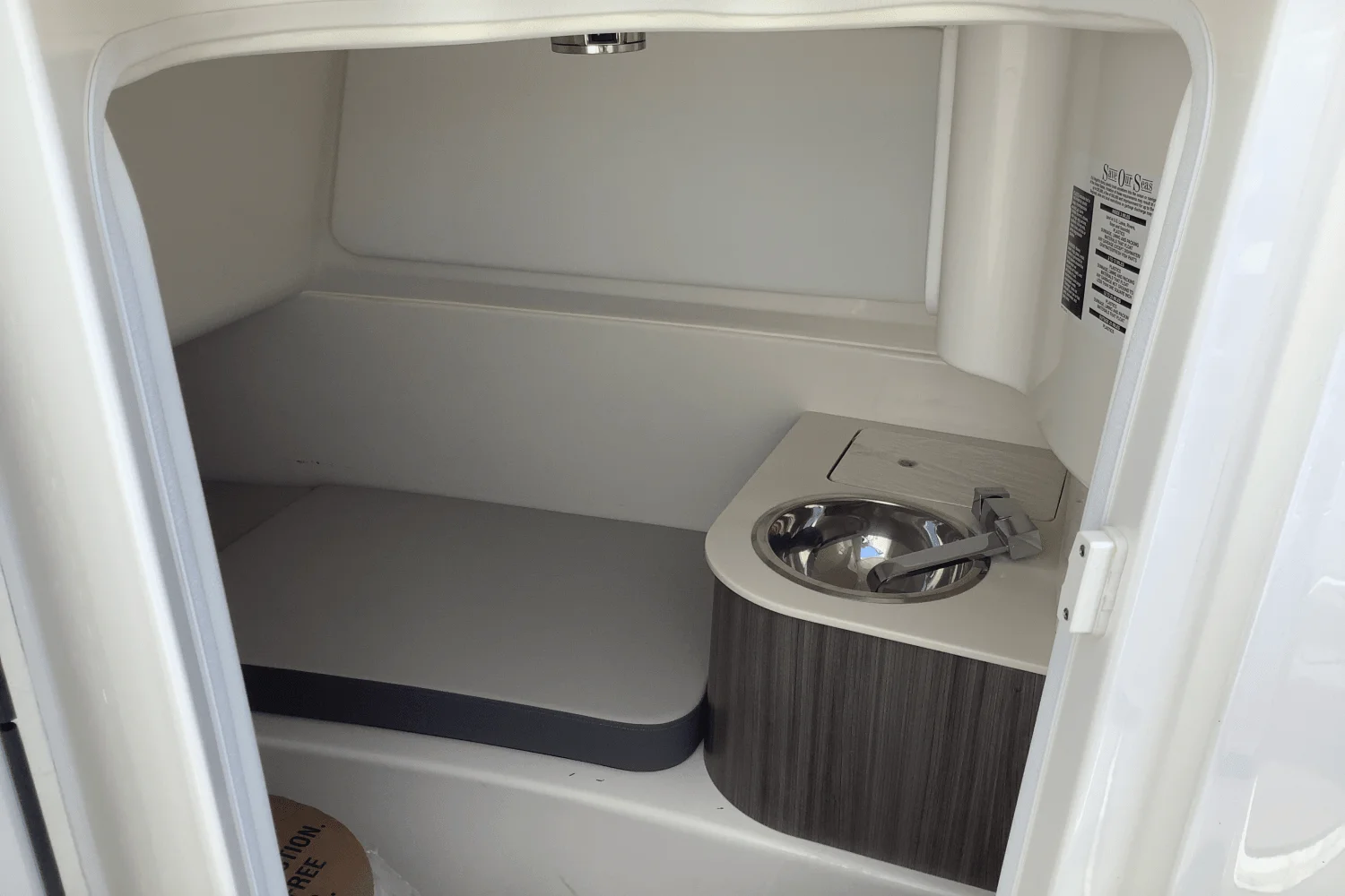 2025 Sea Ray SDX 270 Surf Image Thumbnail #22