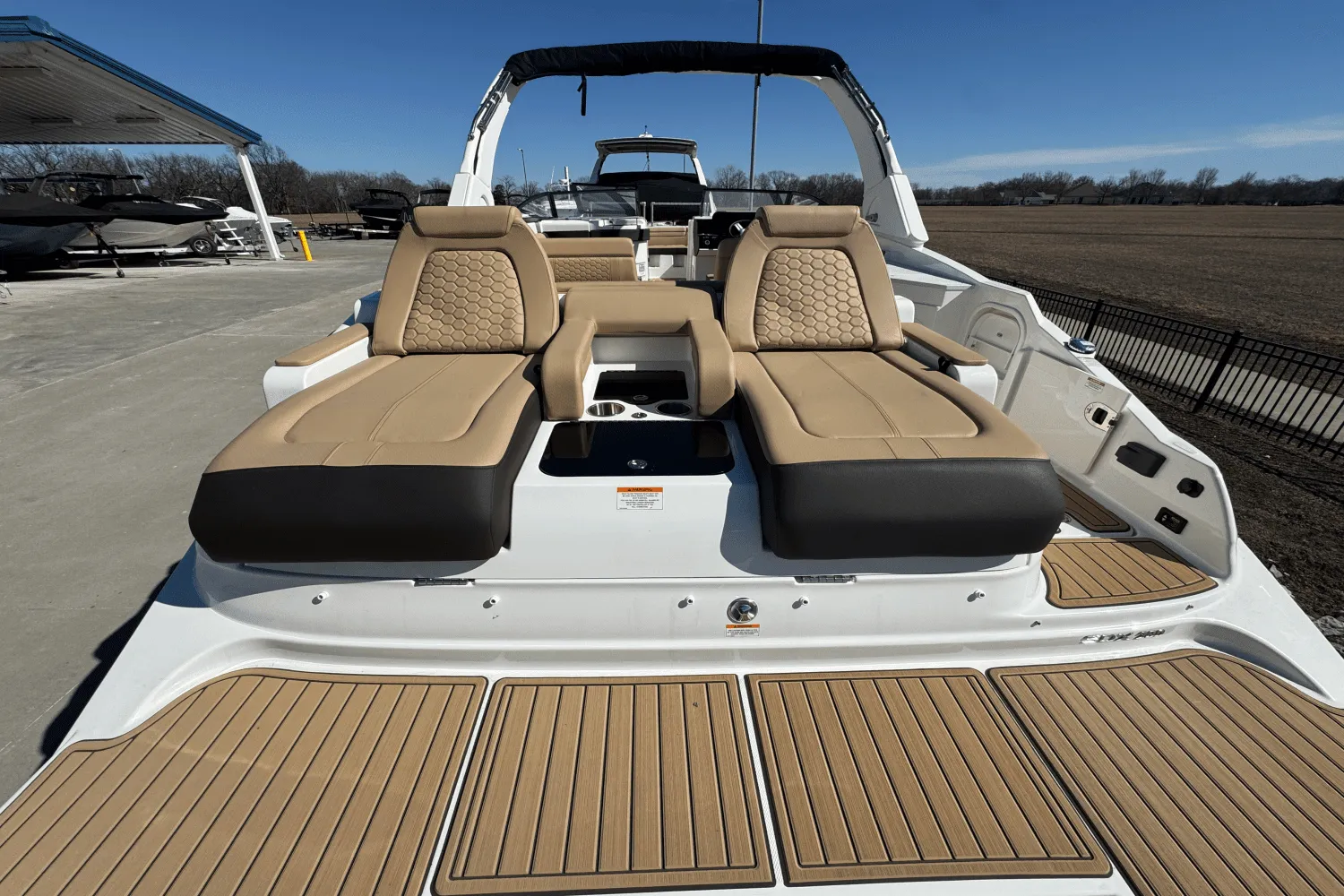 2025 Sea Ray SDX 290 Image Thumbnail #5