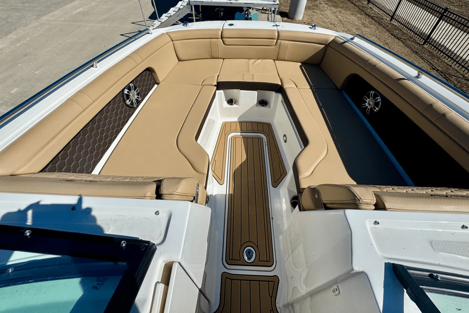 2025 Sea Ray SDX 290 Image Thumbnail #18