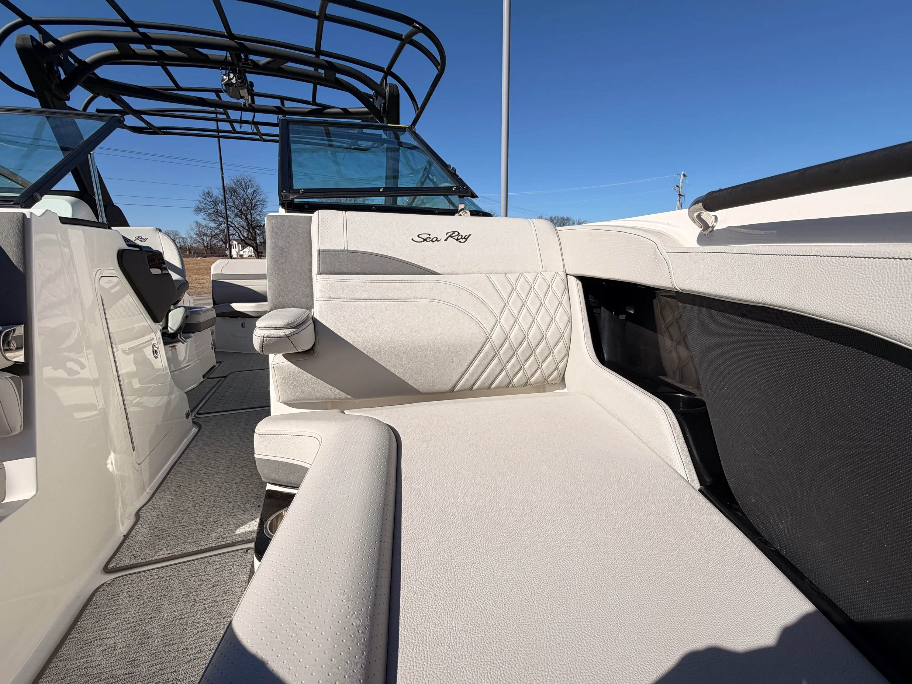 2025 Sea Ray SLX 260 Image Thumbnail #27