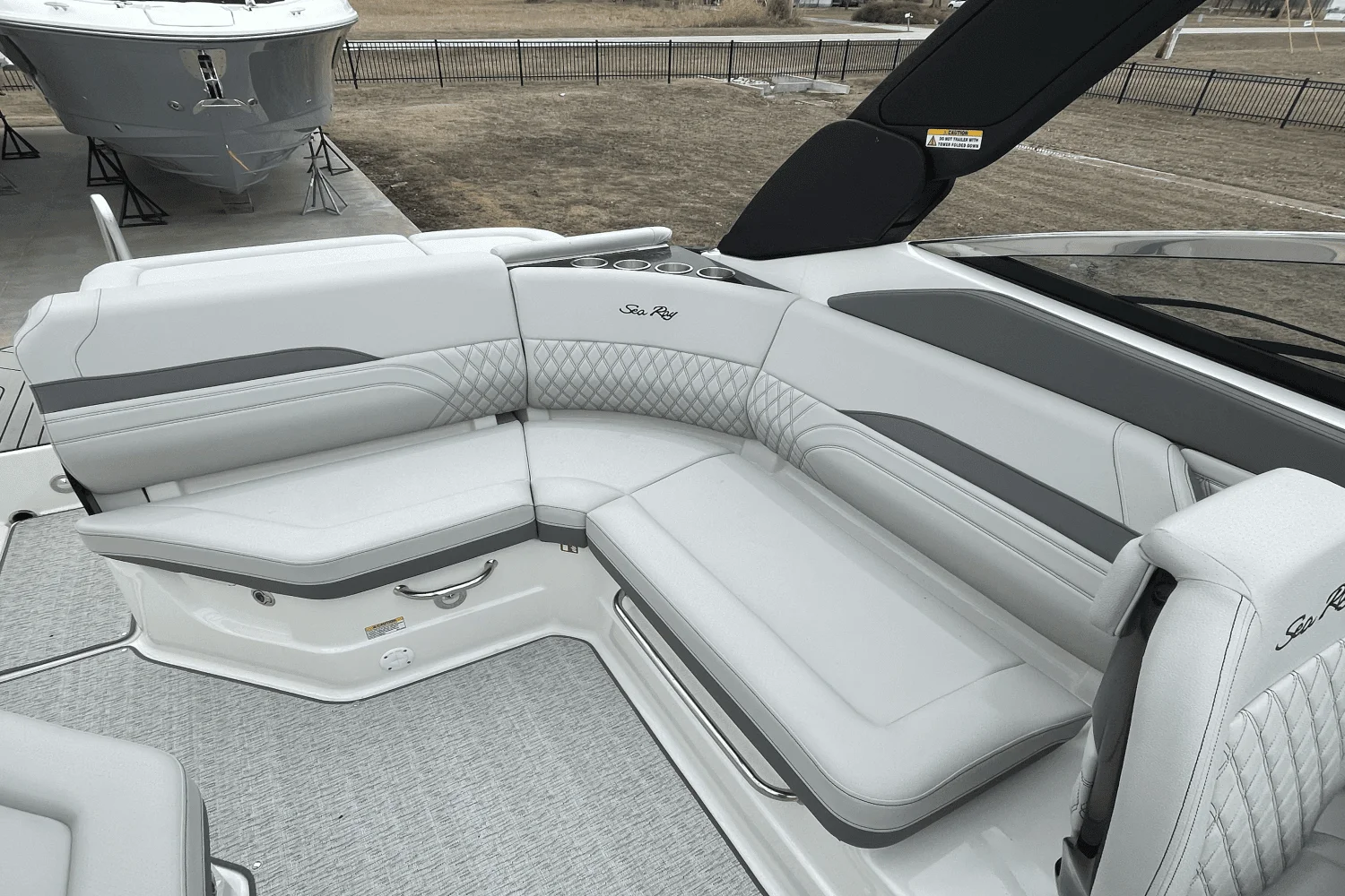 2025 Sea Ray SLX 260 Image Thumbnail #21