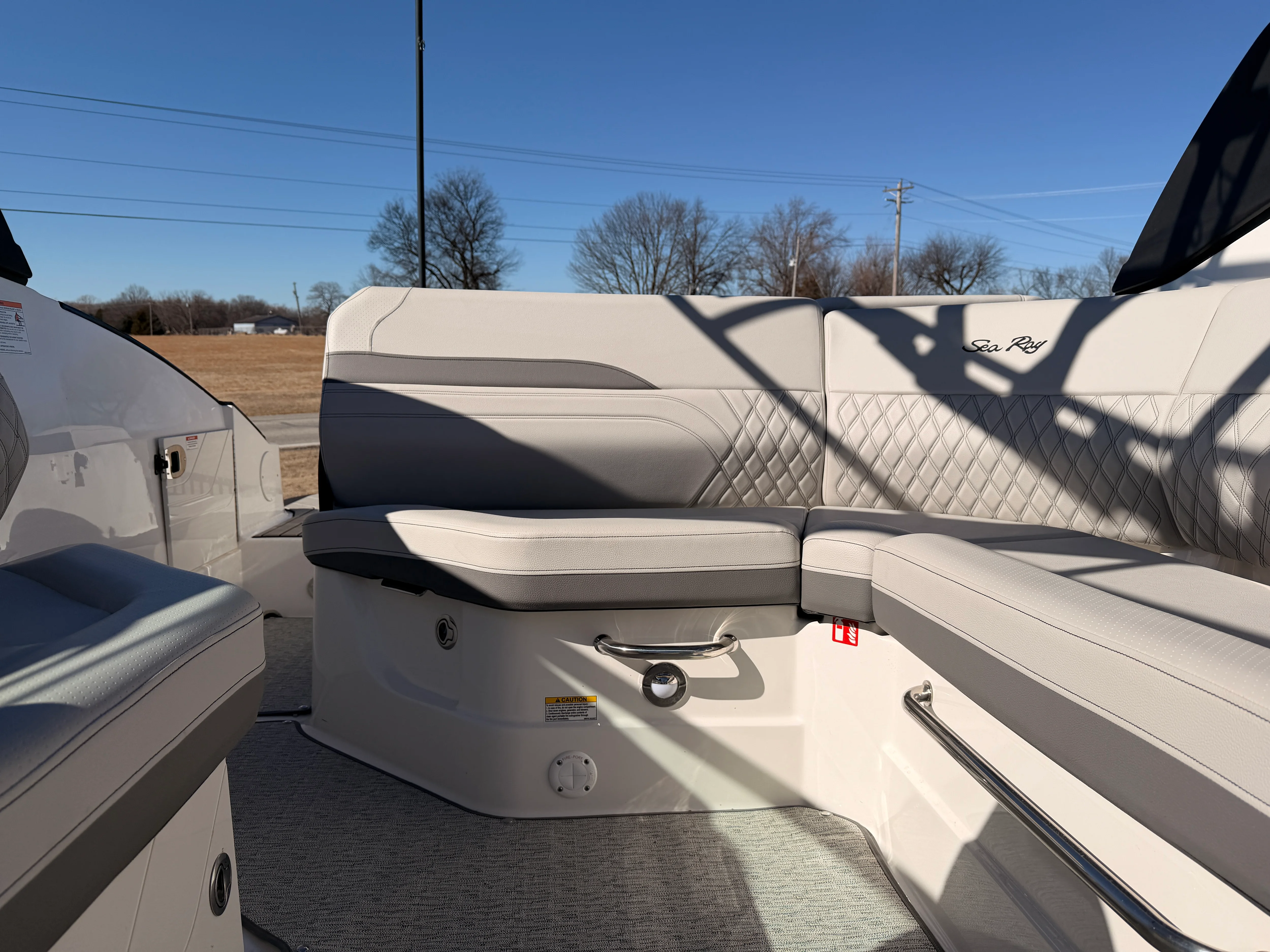 2025 Sea Ray SLX 260 Image Thumbnail #12