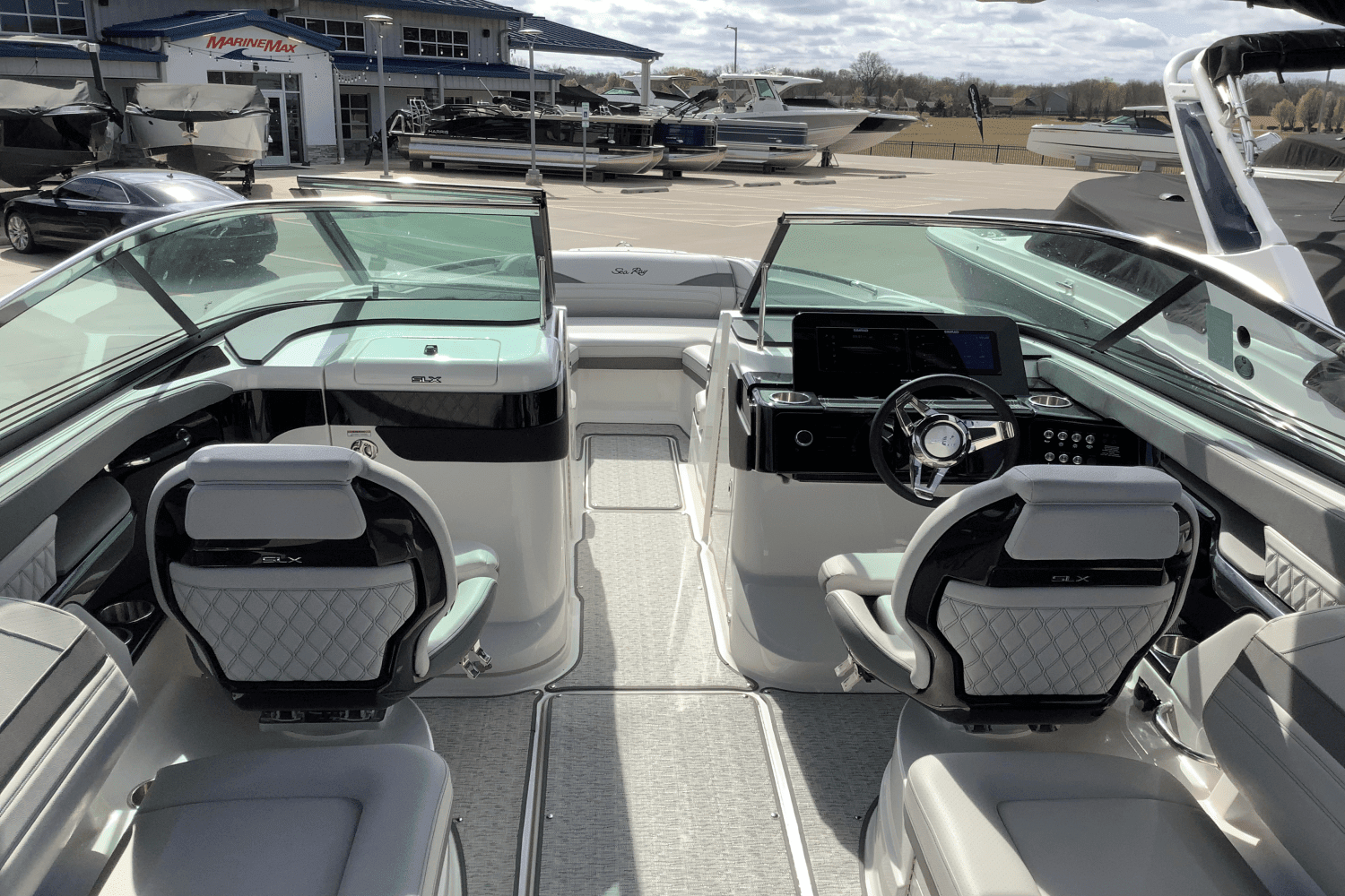 2025 Sea Ray SLX 260 Image Thumbnail #18