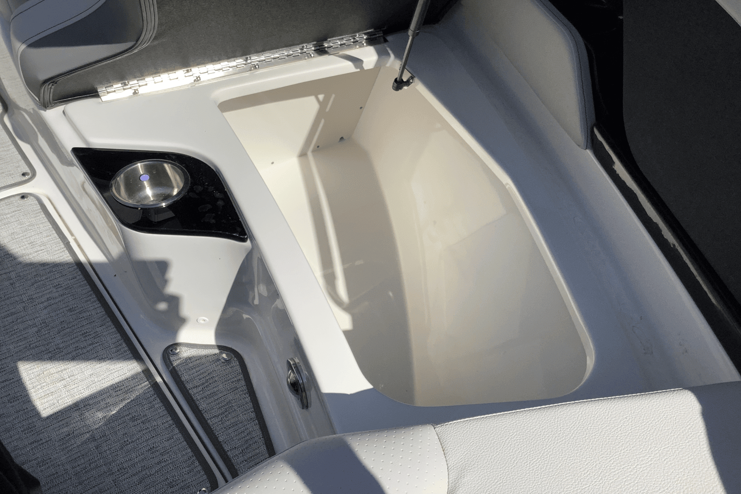 2025 Sea Ray SLX 260 Image Thumbnail #34