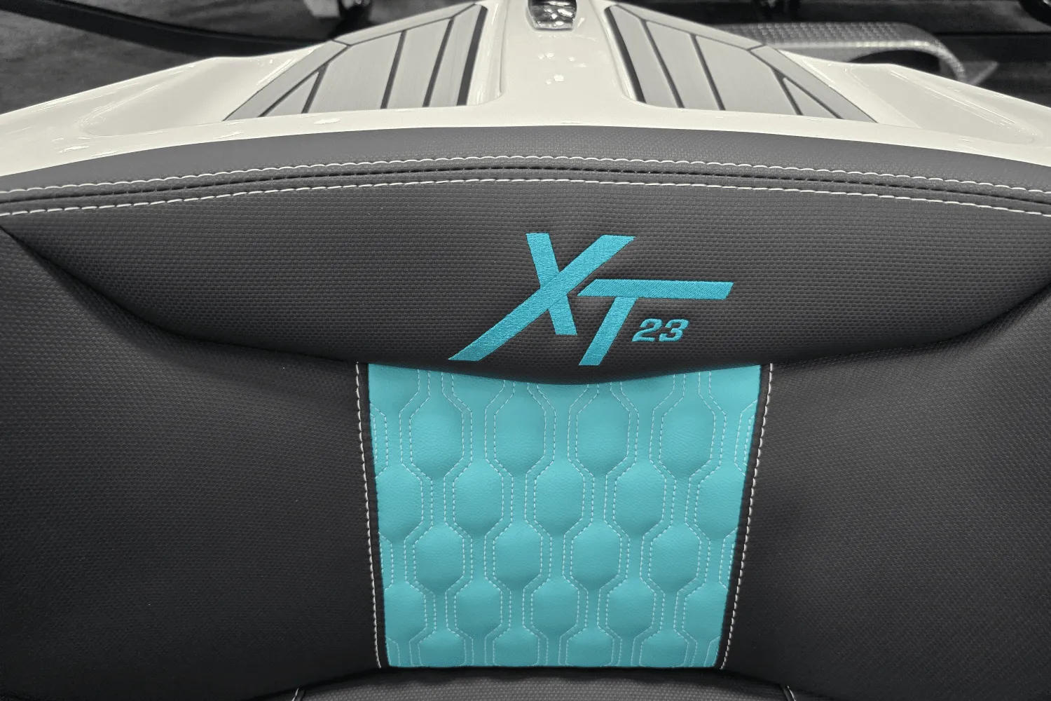 2025 Mastercraft XT23 Image Thumbnail #4