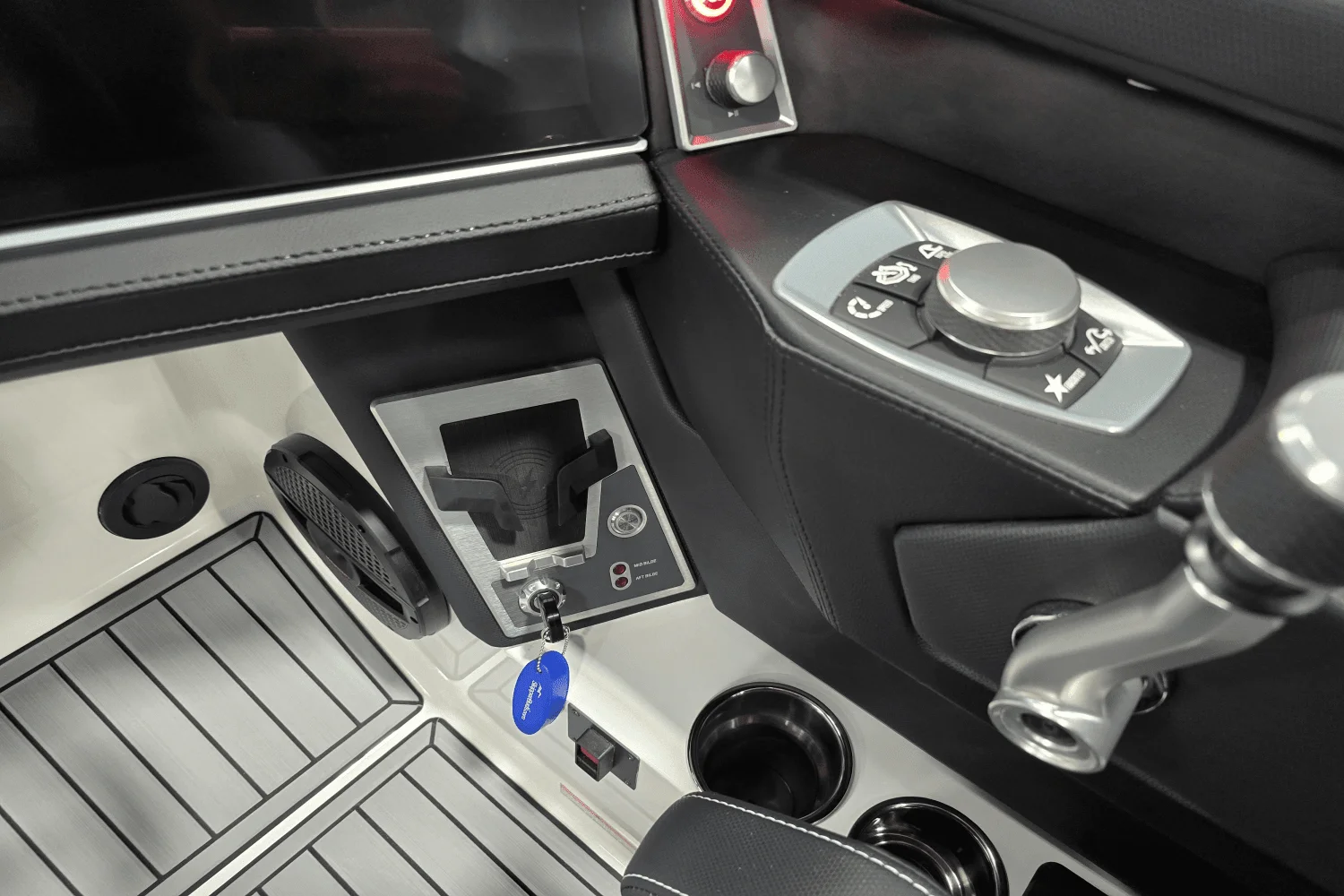 2025 Mastercraft XT23 Image Thumbnail #9