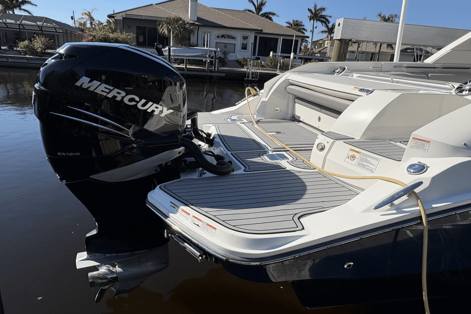 2021 Sea Ray 350 SLX OB Image Thumbnail #15