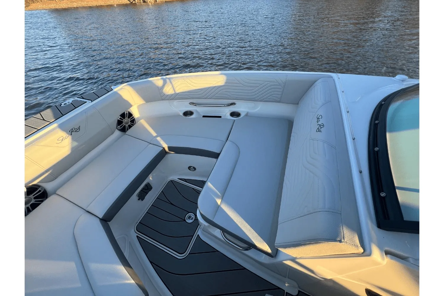 2025 Sea Ray SDX 250 Surf Image Thumbnail #28