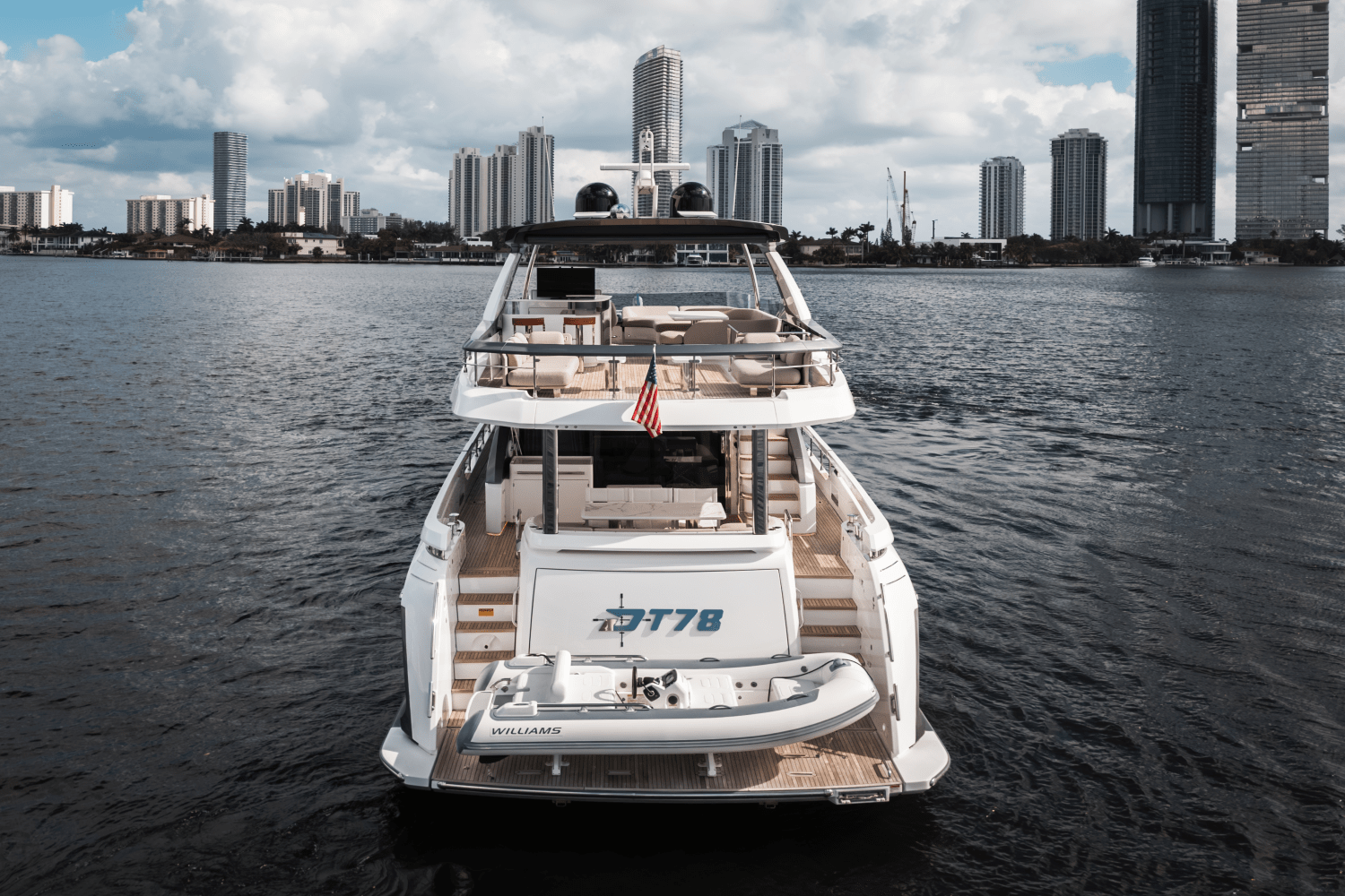 2024 Azimut 78 FLY Image Thumbnail #10
