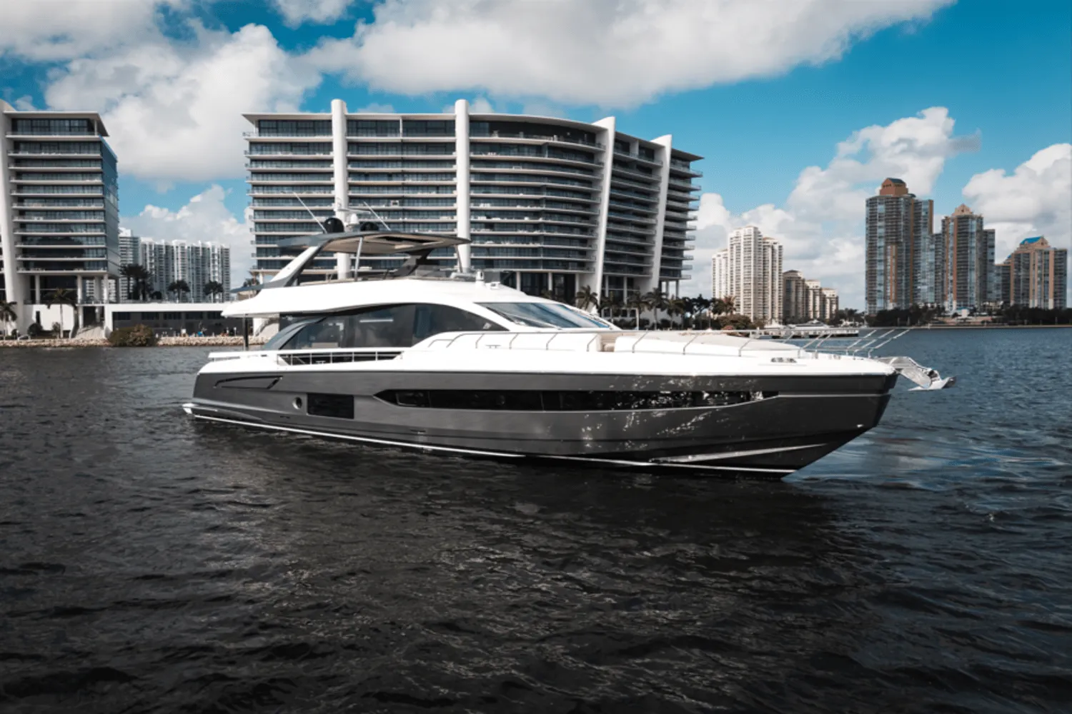 2024 Azimut 78 FLY Image Thumbnail #0